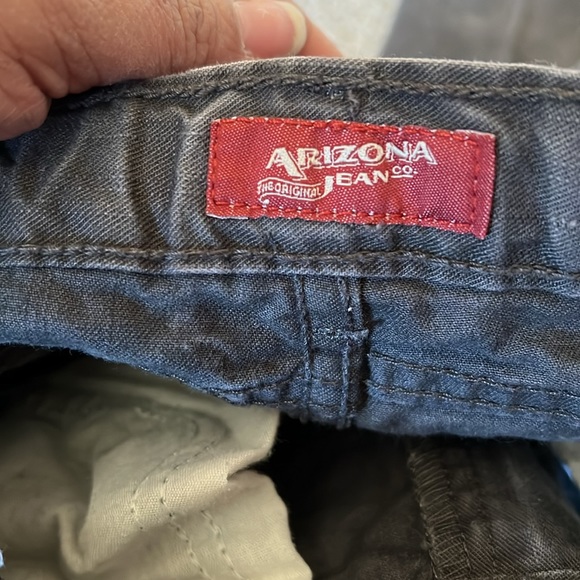 3 pairs boys size 5 jeans - Picture 3 of 5